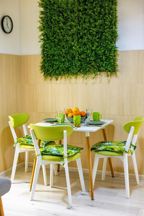 Bv Apartments Green 利沃夫 外观 照片